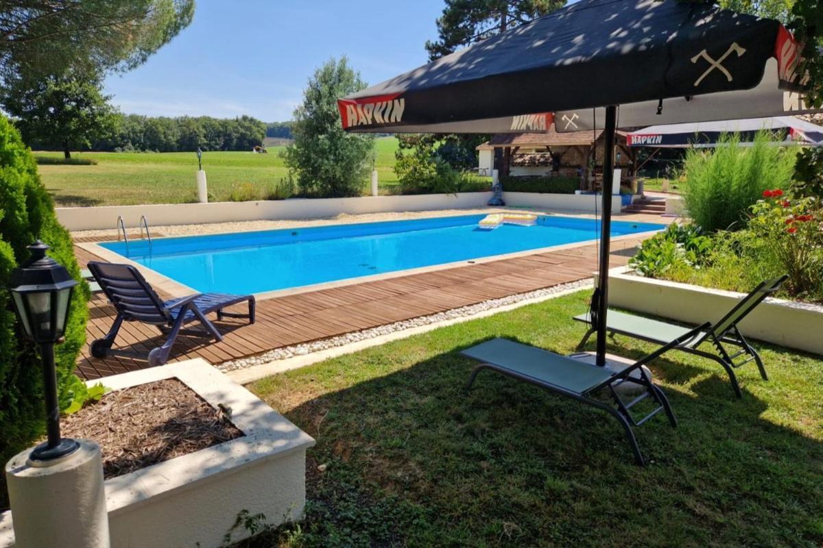 Apartment Domaine De La Tour De Peres Ayguetinte