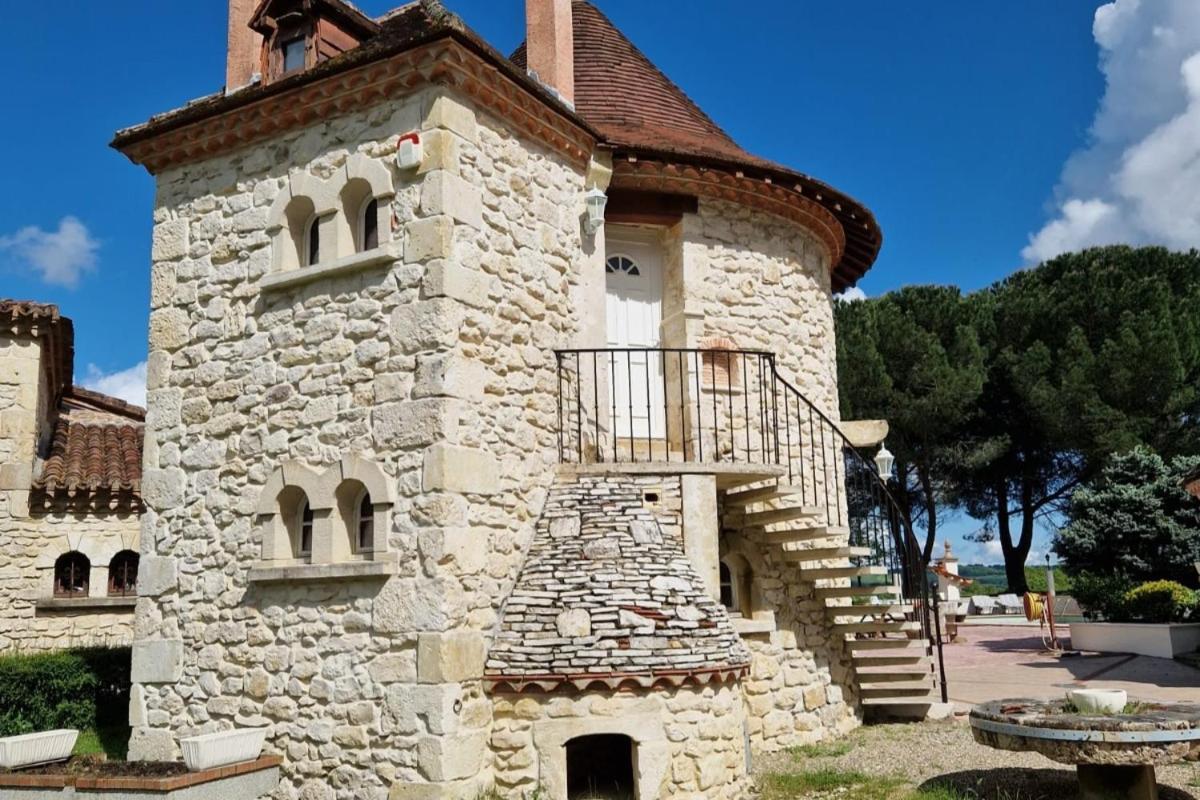 Domaine De La Tour De Peres Apartamento *
