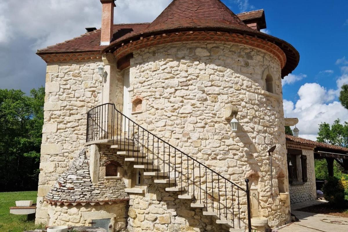 Domaine De La Tour De Peres Apartamento Ayguetinte